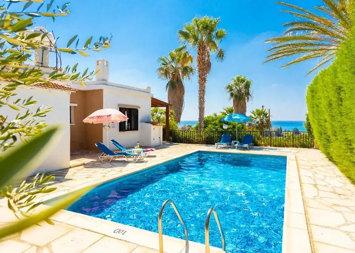 Villa Lela Tria